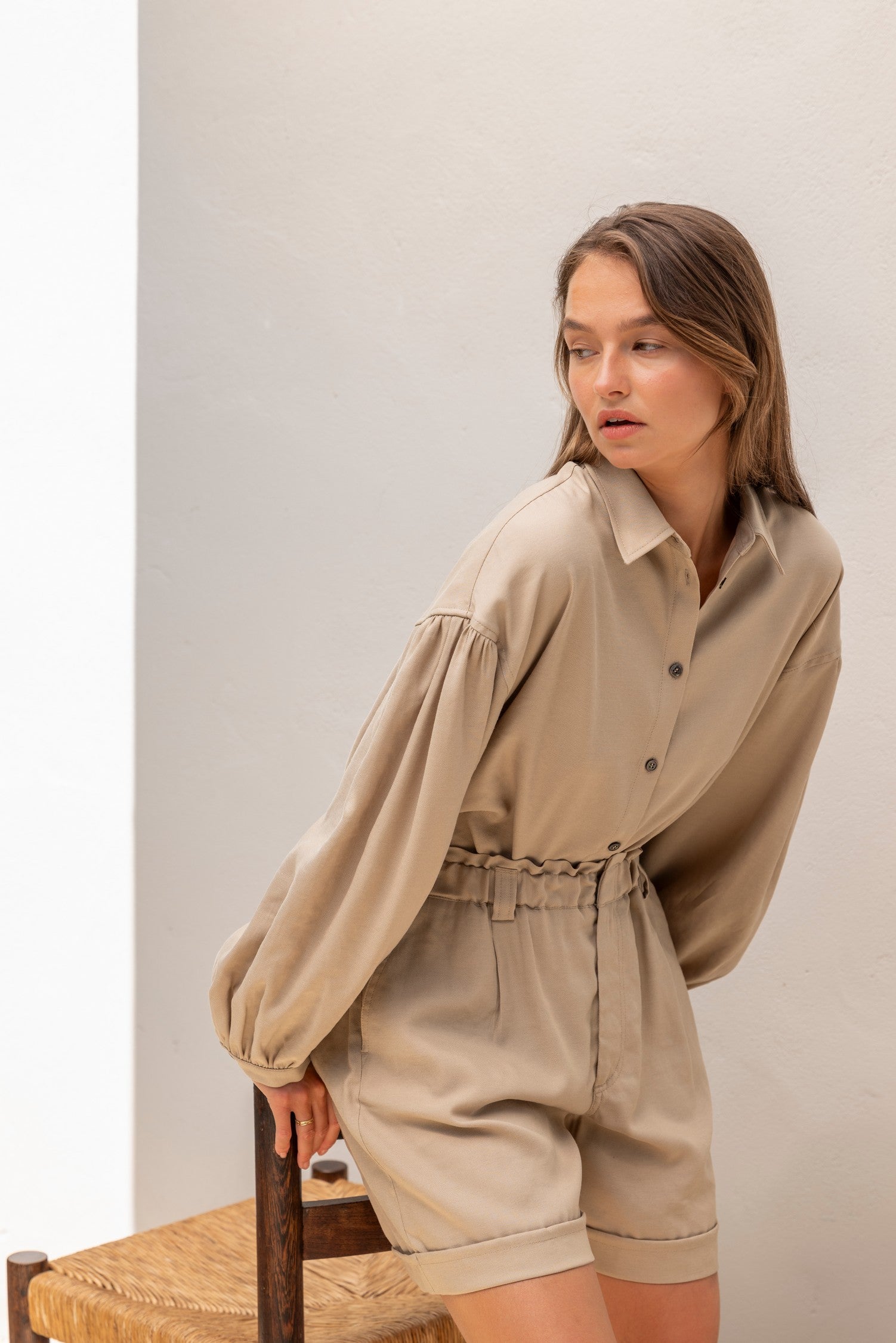 RUKI SHORTS WARM SAND