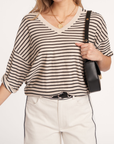 VAYEN v neck relaxed pull Stripe