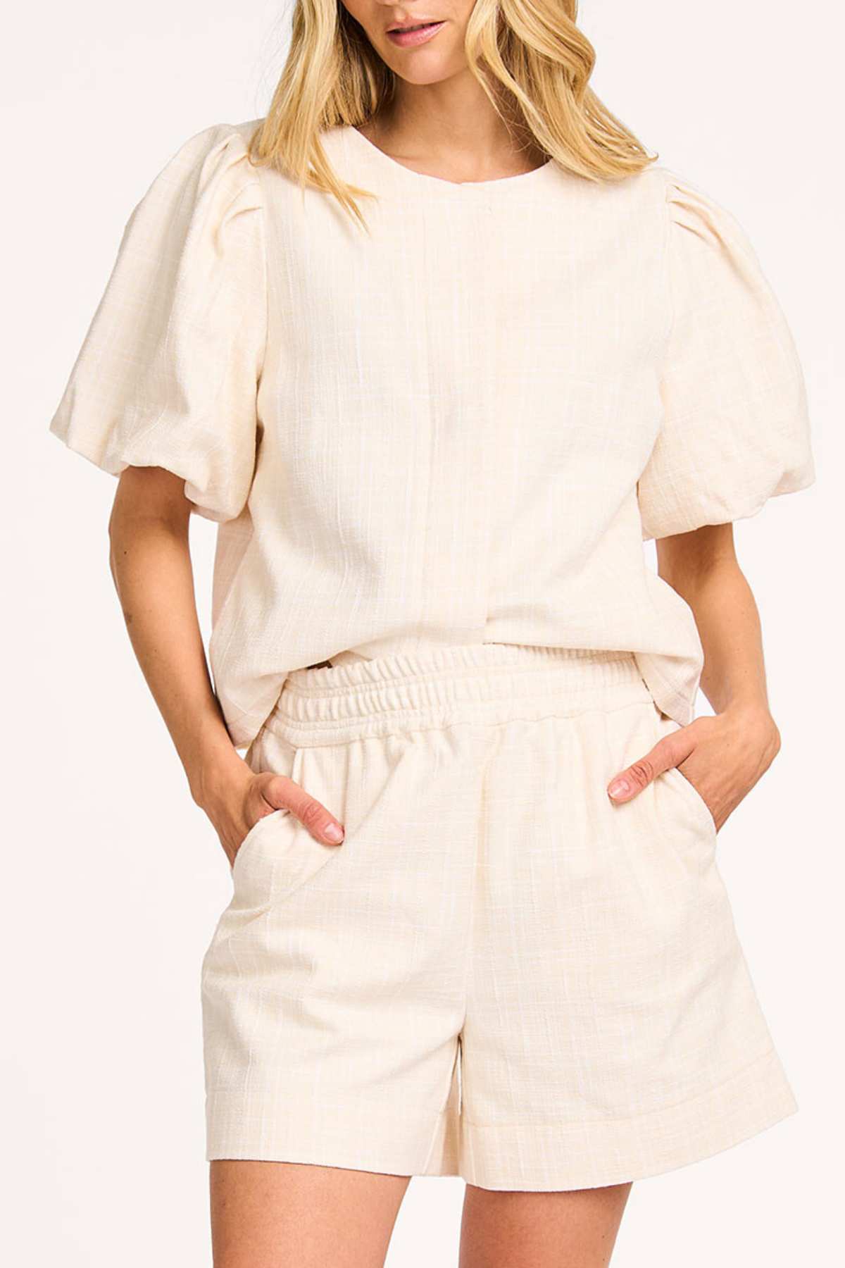 PHILLIS  structured fabric shorts Warm Sand