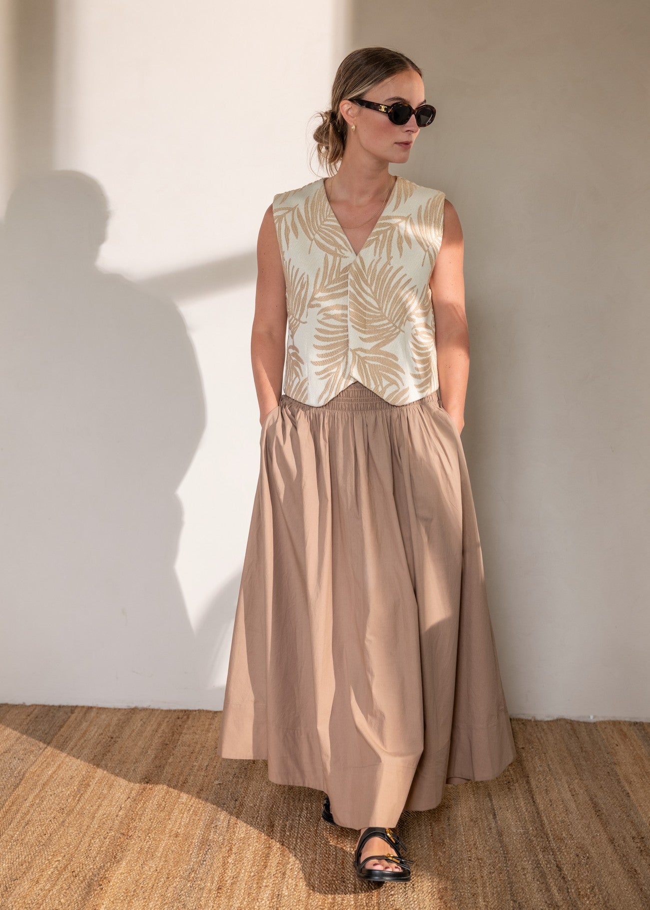 BEAU collarless gilet