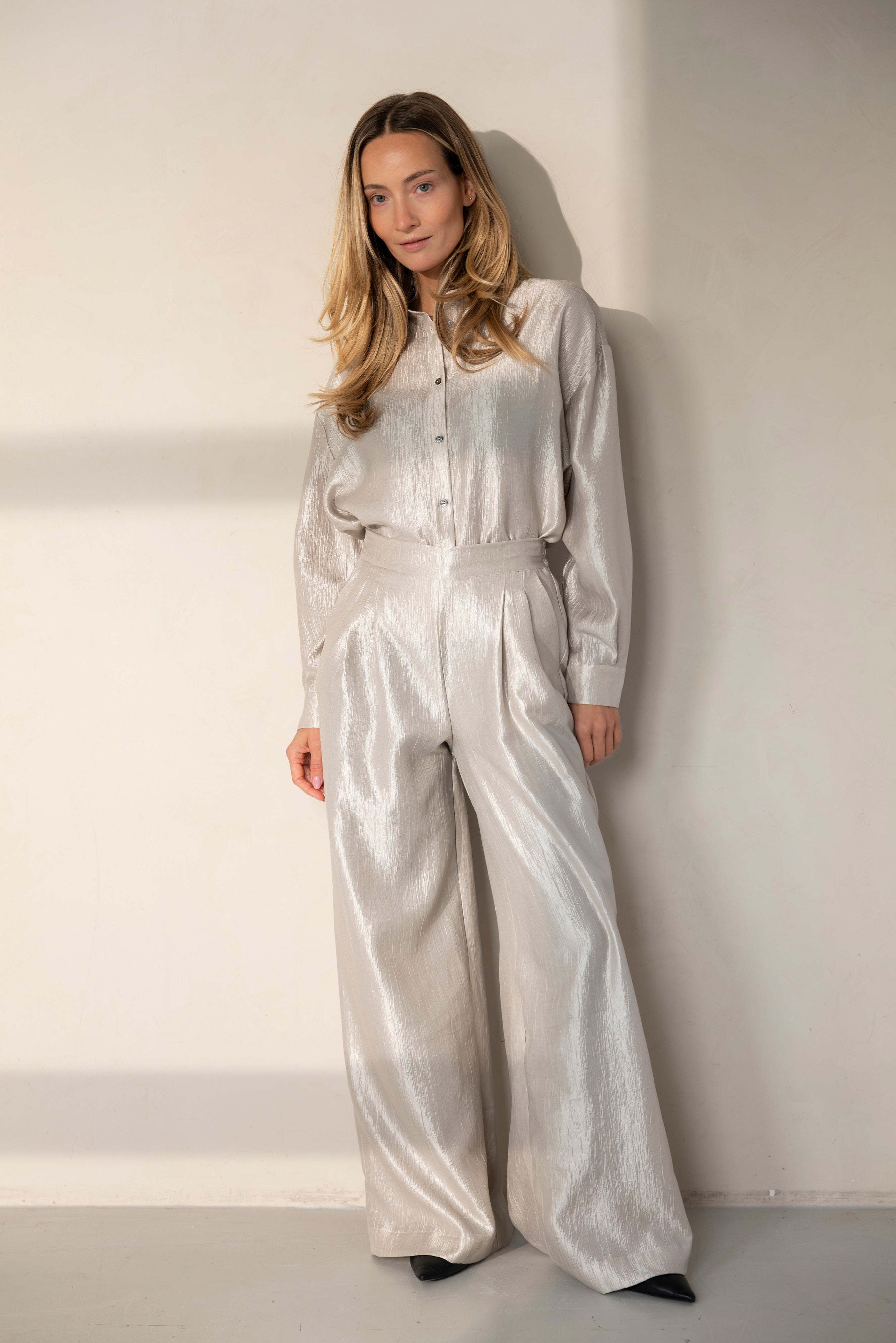 Camile parelmoer glans blouse