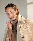 Victore fluffy scarf mocca