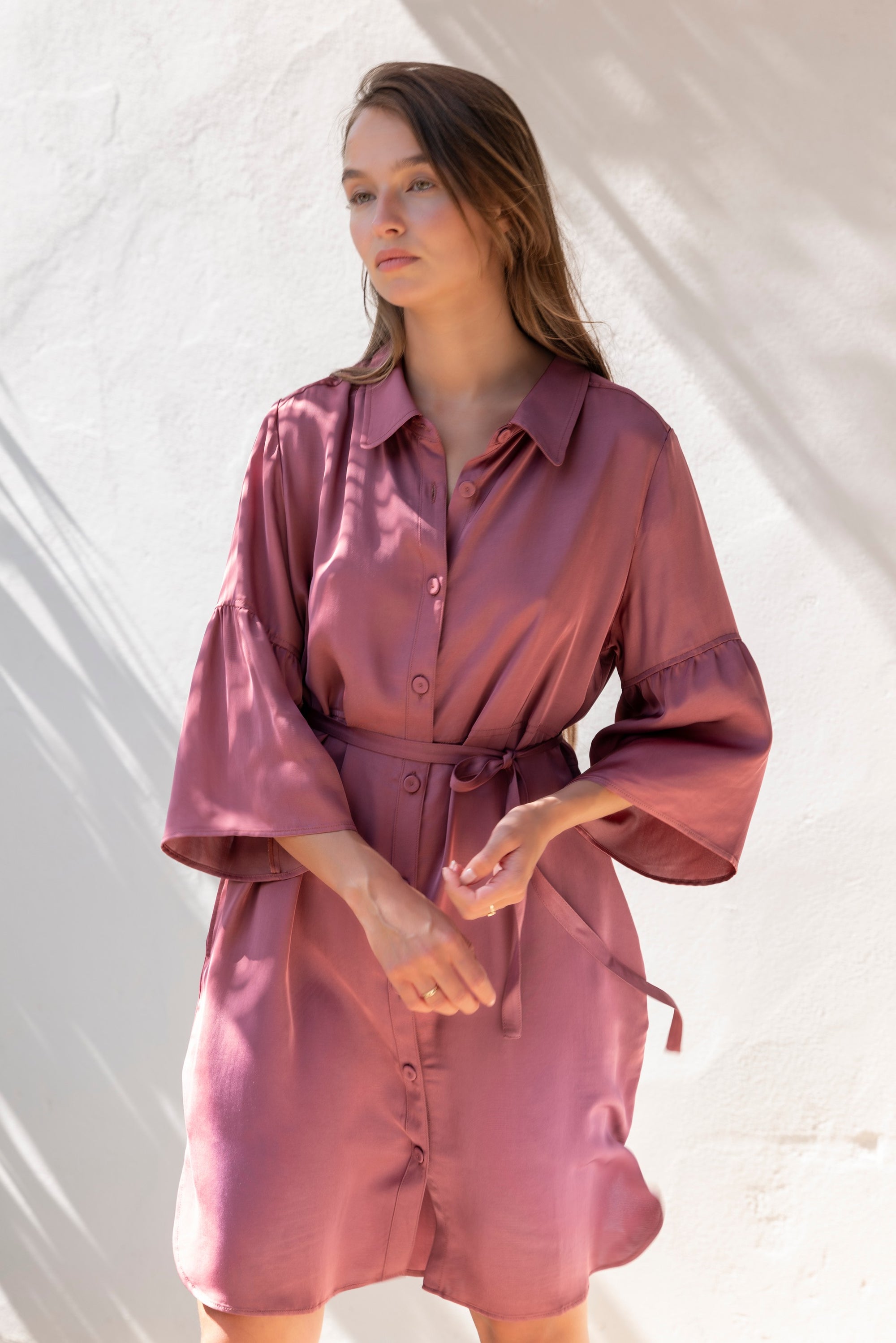 Sweater Dress 10 Days Blouse Jurk Roze 10DAYS Midi Jurk FLOWY SHIRT DRESS Omoda Sweater Dress 10 Days Blouse Jurk Roze 10DAYS Midi Jurk FLOWY SHIRT DRESS Omoda
