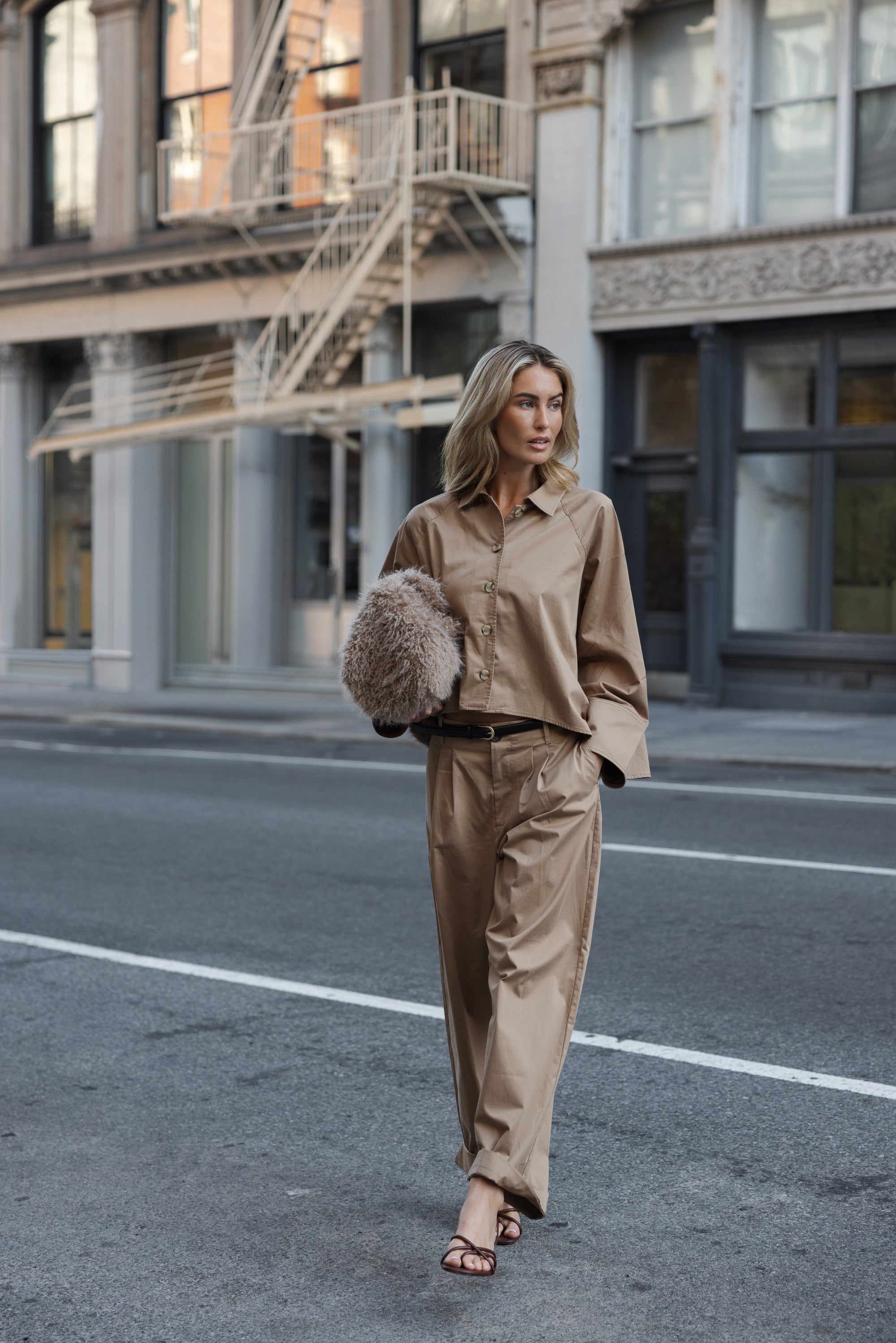 PAISE A line shirt blouse warm sand
